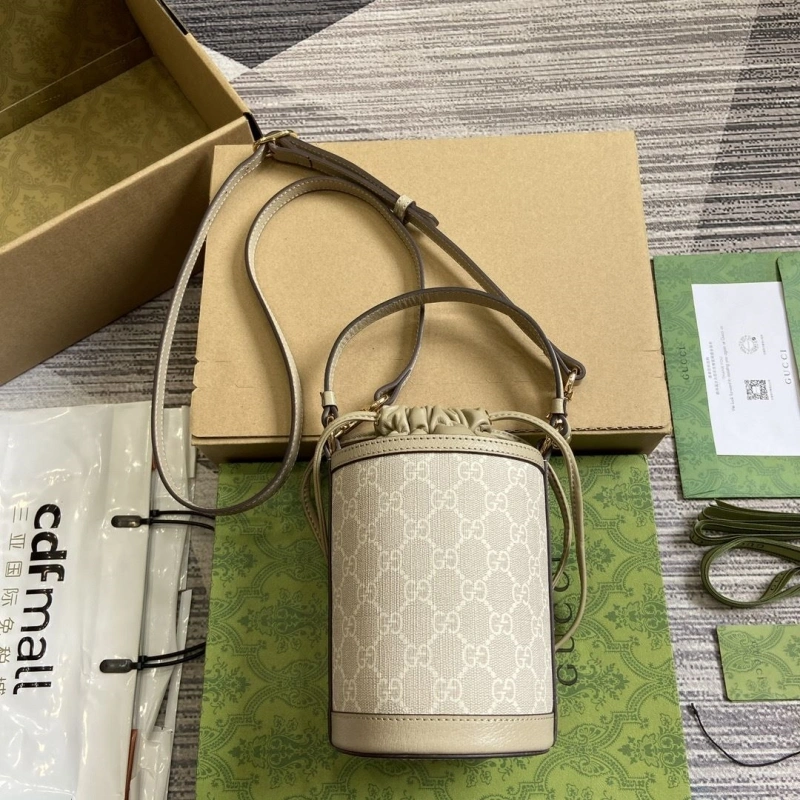 Gvc*1 bucket bags 4011-0002