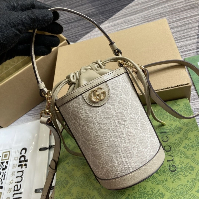 Gvc*1 bucket bags 4011-0002