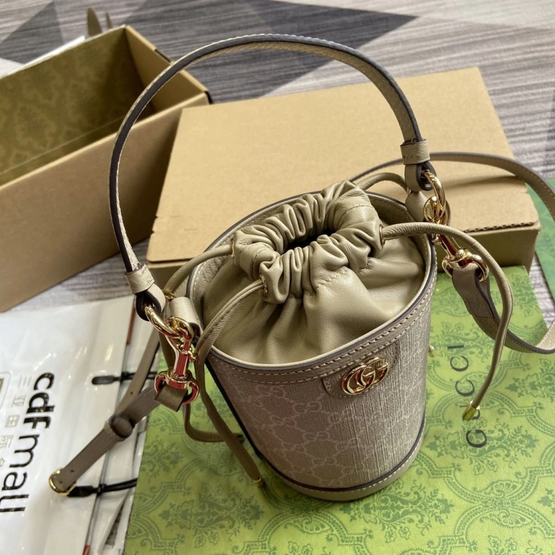 Gvc*1 bucket bags 4011-0002