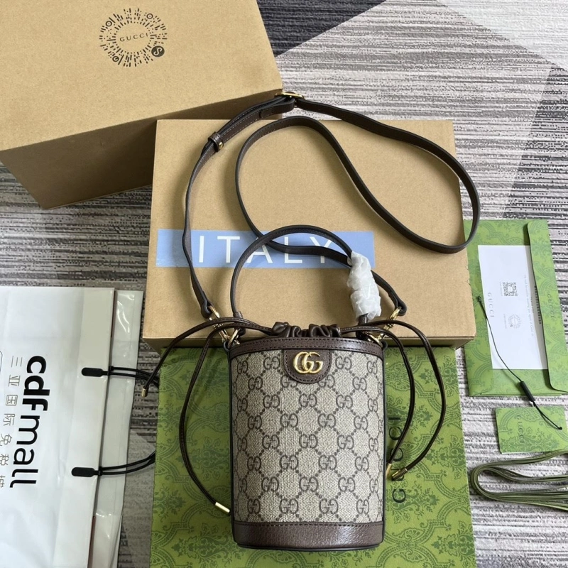 Gvc*1 bucket bags 4011-0003