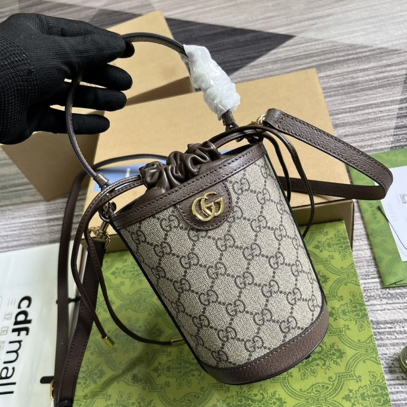 Gvc*1 bucket bags 4011-0003