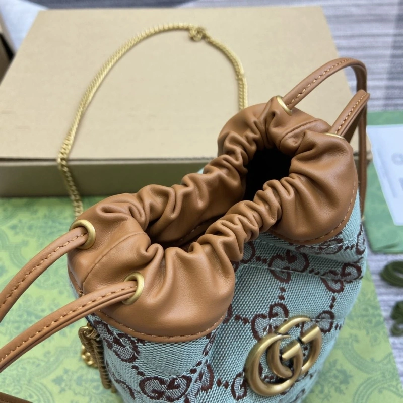 Gvc*1 bucket bags 4011-0026