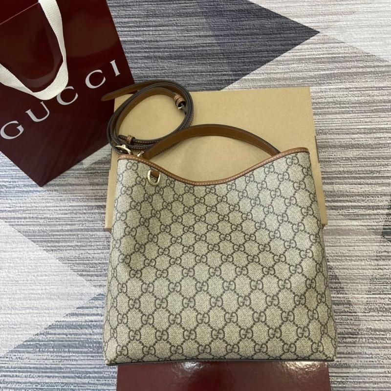 Gvc*1 bucket bags 4011b-0075