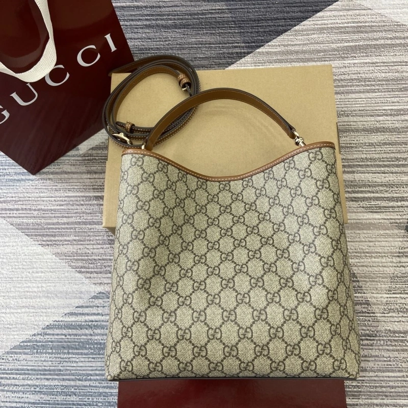 Gvc*1 bucket bags 4011b-0075
