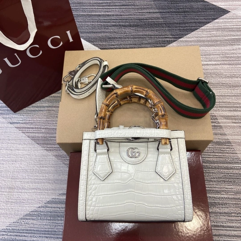 Gvc*1 top handle bags 4011b-0136