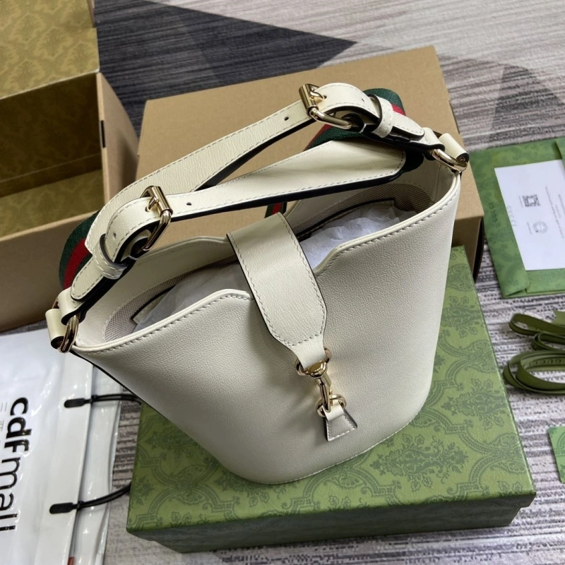 Gvc*1 bucket bags 4011h-0070