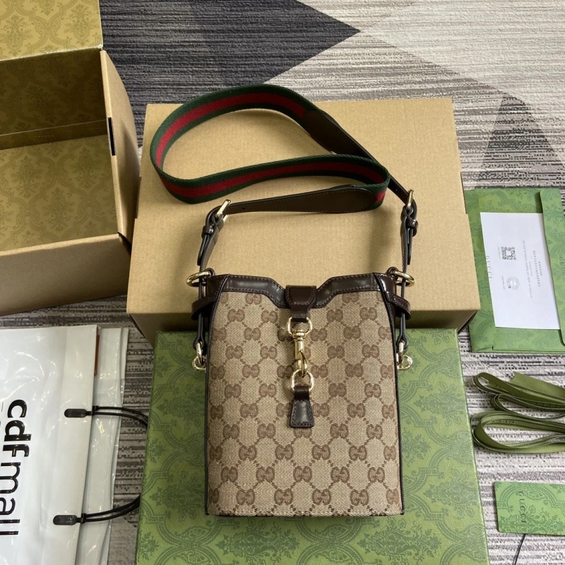Gvc*1 bucket bags 4011h-0072