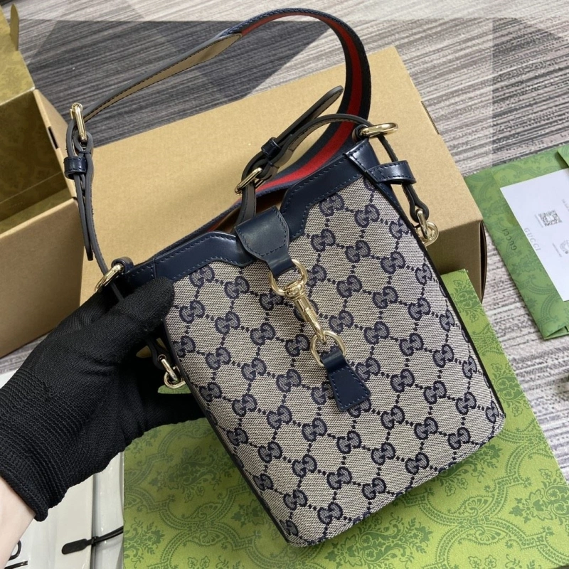 Gvc*1 bucket bags 4011h-0087