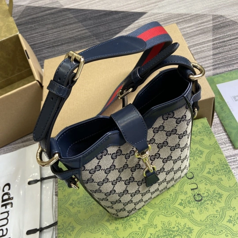 Gvc*1 bucket bags 4011h-0087
