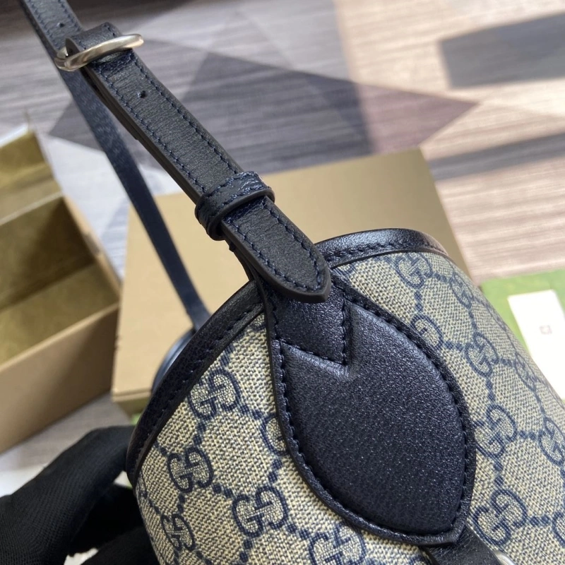 Gvc*1 bucket bags 4011i-0133
