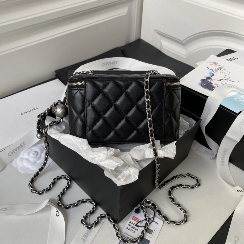 Ch**el cosmetic bags 4016a-0200