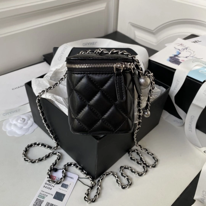 Ch**el cosmetic bags 4016a-0200
