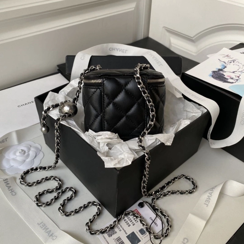 Ch**el cosmetic bags 4016a-0201
