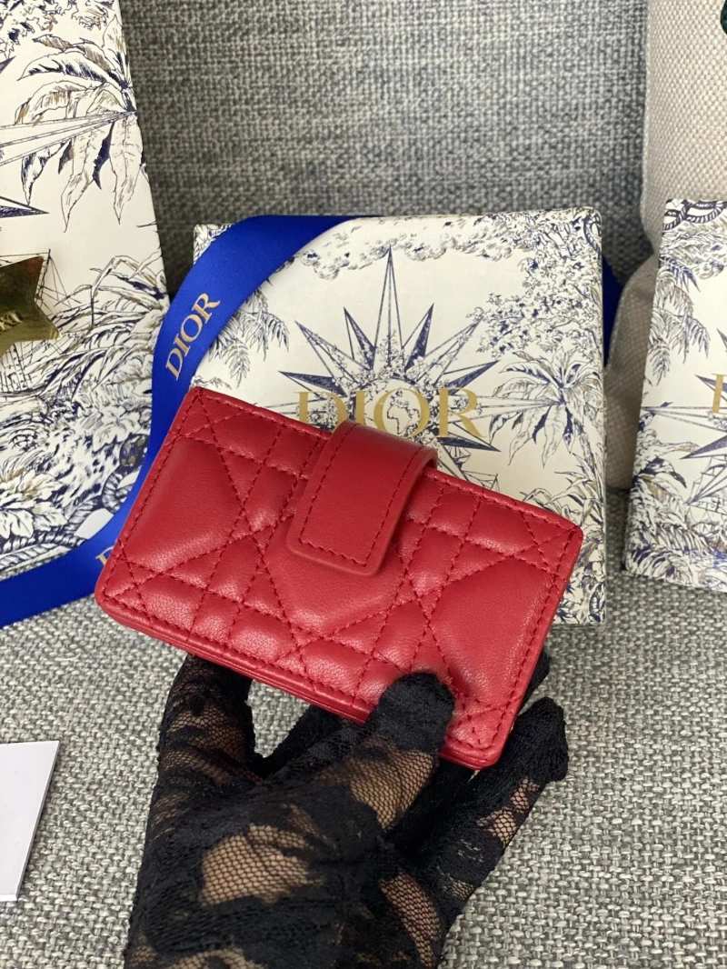 Ch**el wallets 4016a-0857