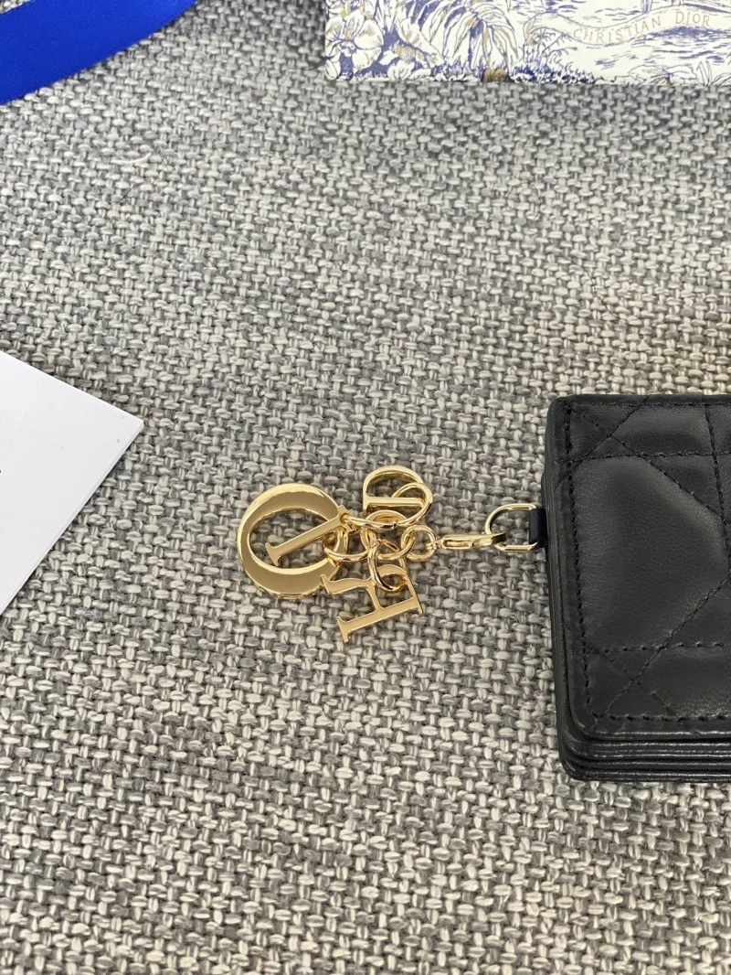 Ch**el wallets 4016a-0858