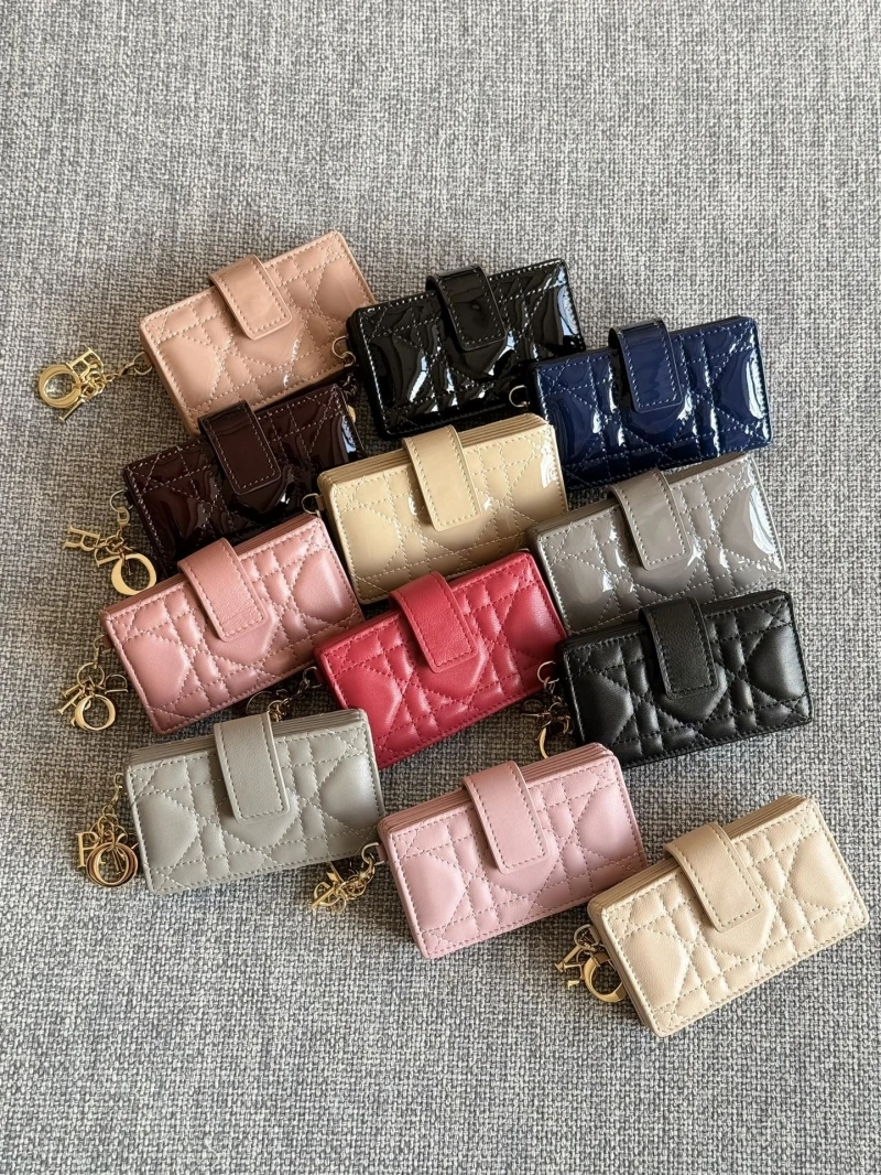 Ch**el wallets 4016a-0861