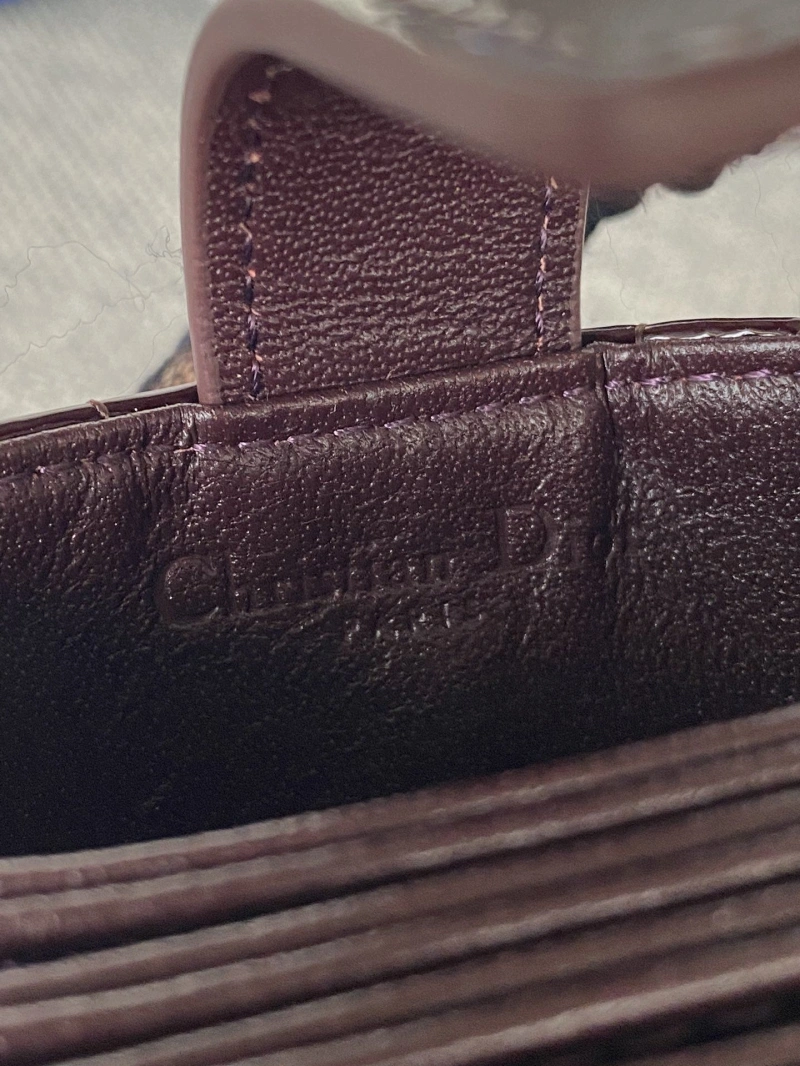 Ch**el wallets 4016a-0863