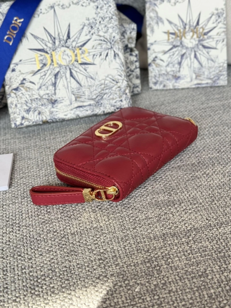 Ch**el wallets 4016a-0872