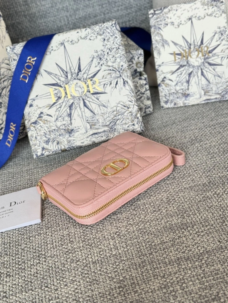 Ch**el wallets 4016a-0873