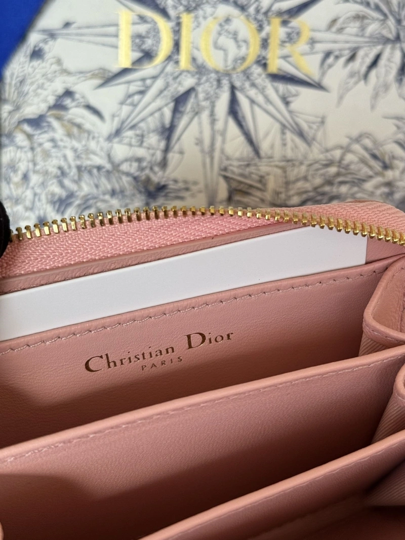 Ch**el wallets 4016a-0873