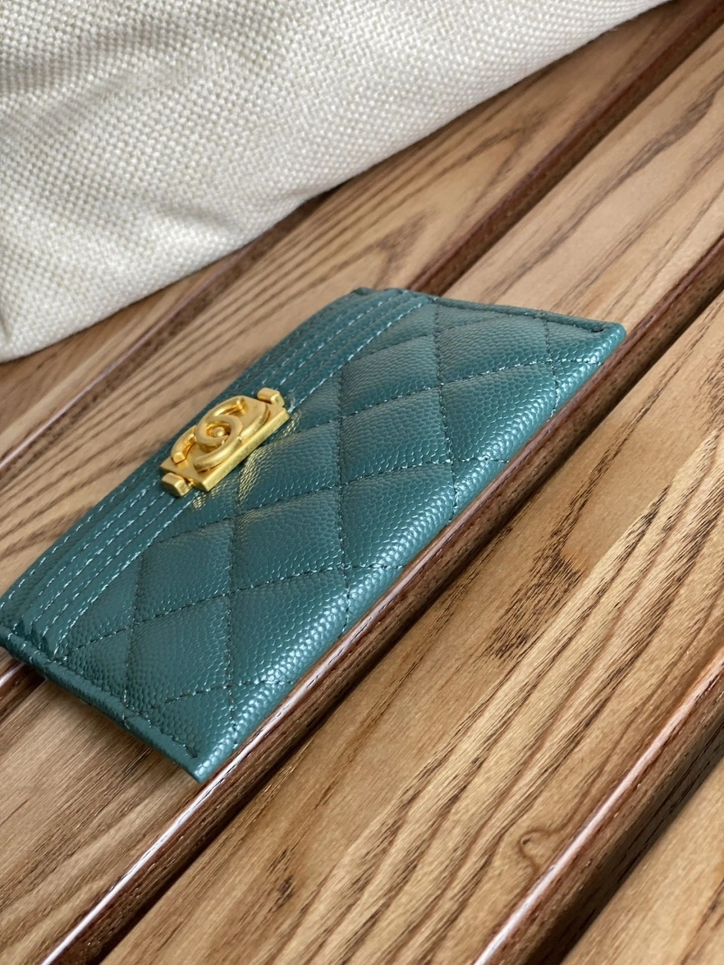 Ch**el wallets 4016a-0877