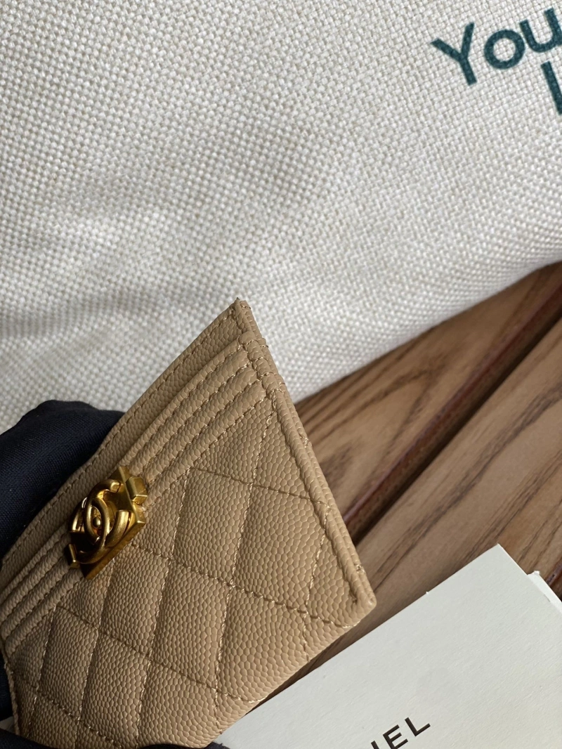 Ch**el wallets 4016a-0878