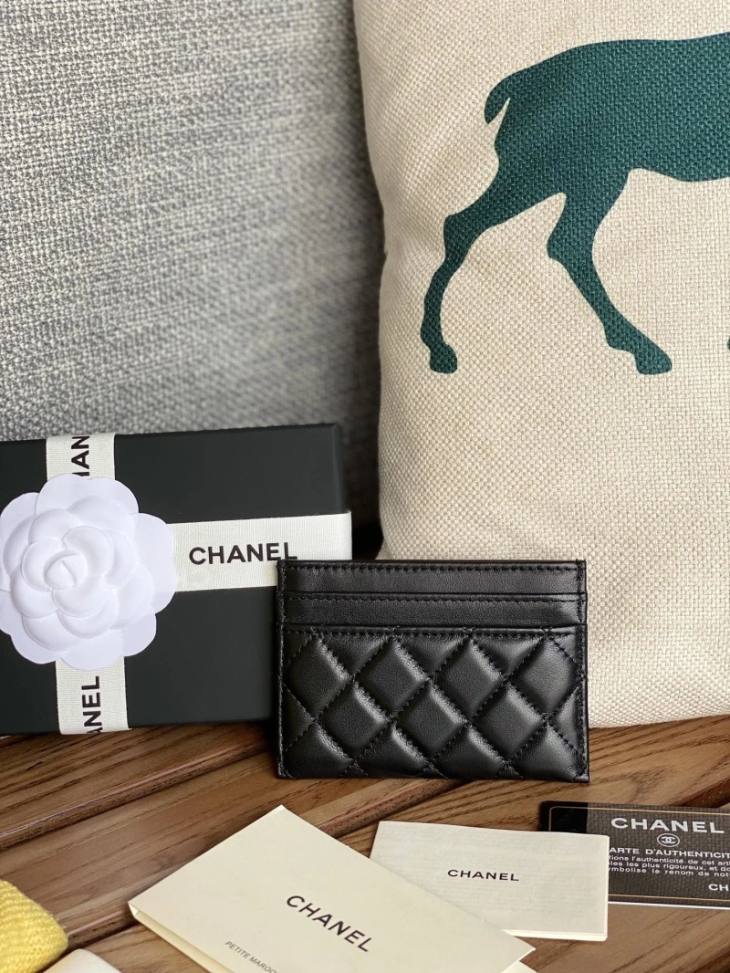 Ch**el wallets 4016a-0879