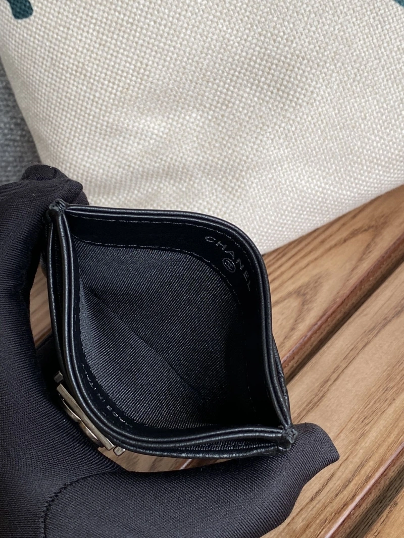 Ch**el wallets 4016a-0879