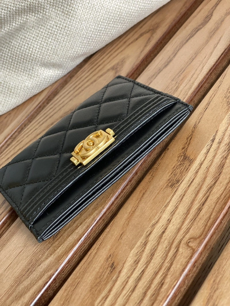 Ch**el wallets 4016a-0880