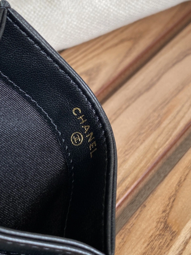 Ch**el wallets 4016a-0880