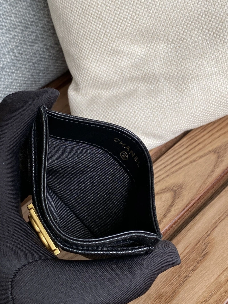 Ch**el wallets 4016a-0881