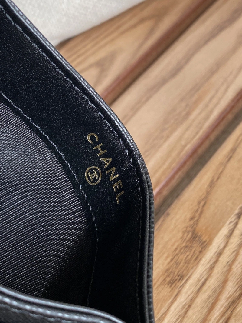 Ch**el wallets 4016a-0881