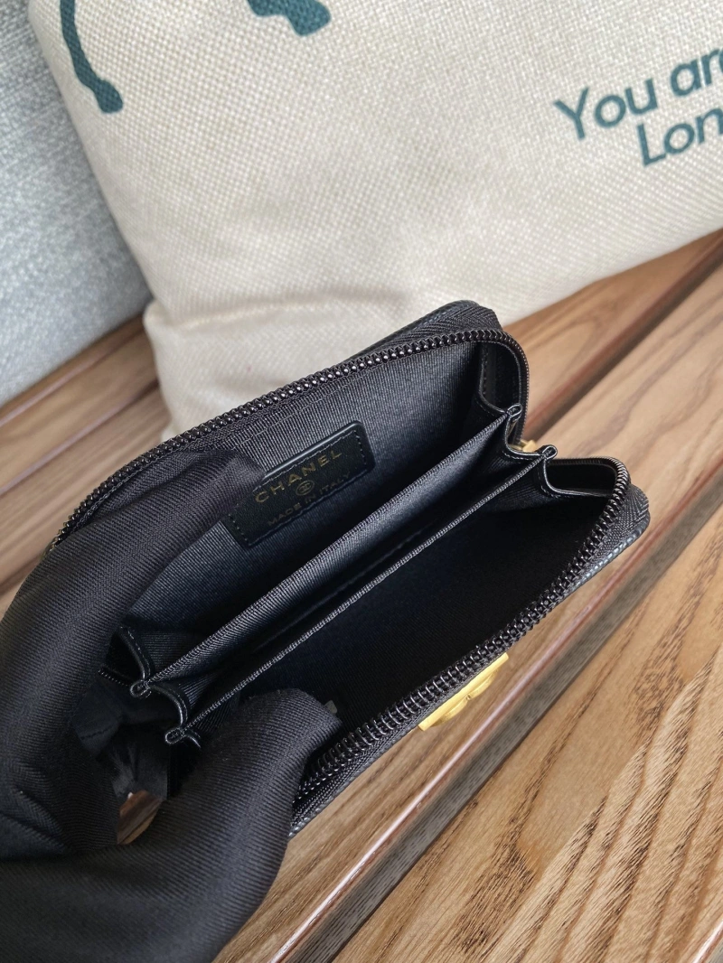 Ch**el wallets 4016a-0883