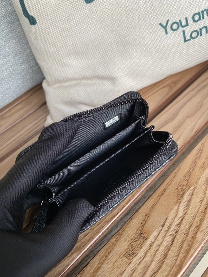 Ch**el wallets 4016a-0884