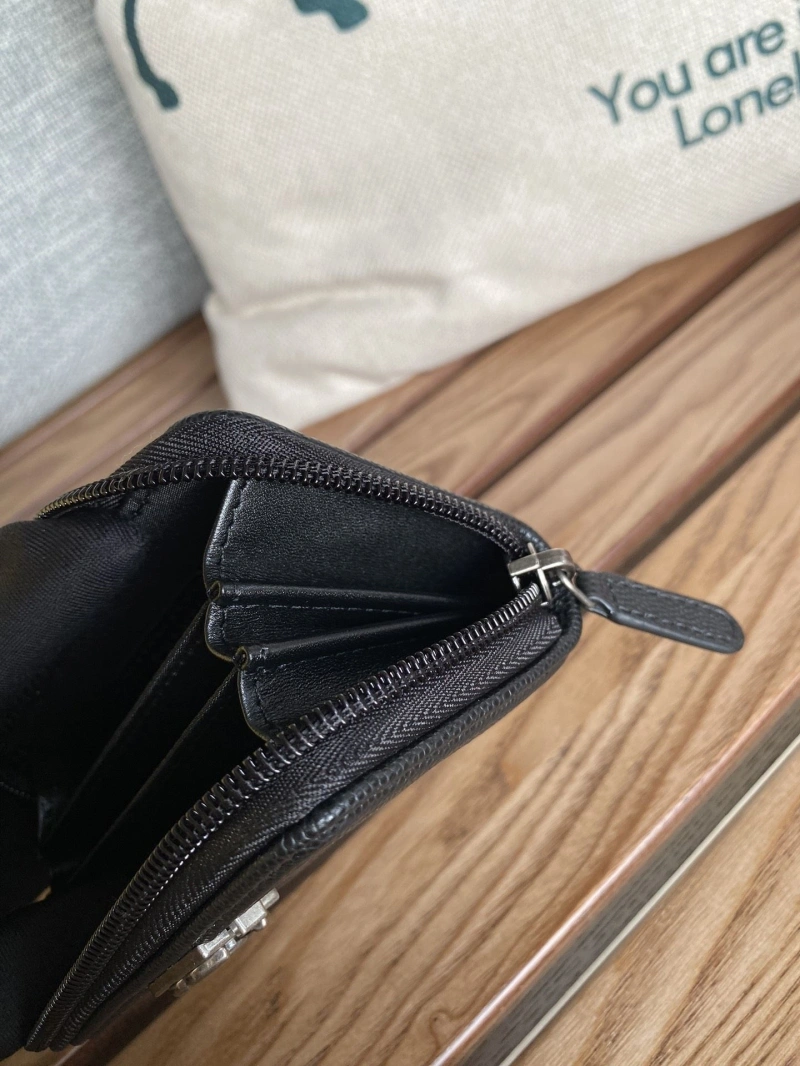Ch**el wallets 4016a-0884