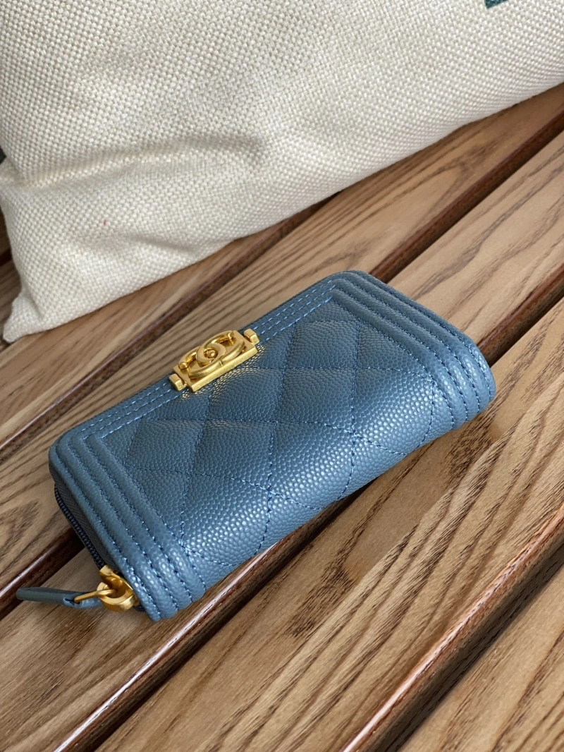 Ch**el wallets 4016a-0885