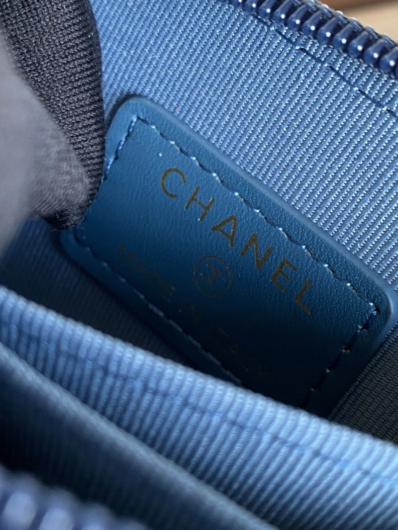 Ch**el wallets 4016a-0885