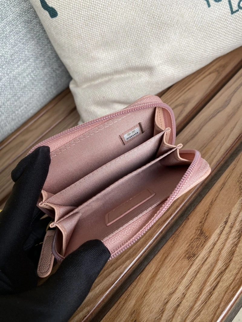 Ch**el wallets 4016a-0887