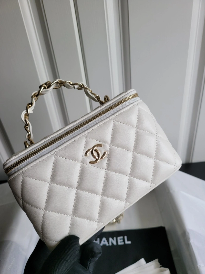 Ch**el cosmetic bags 4017-0046