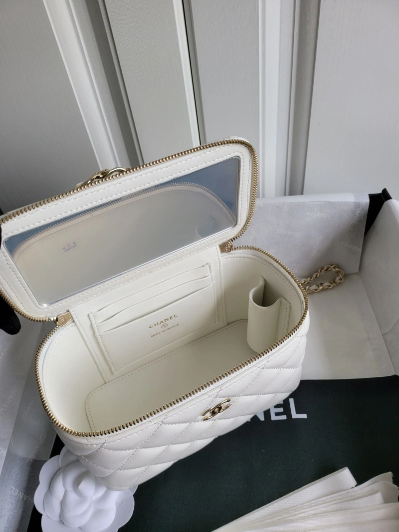 Ch**el cosmetic bags 4017-0046