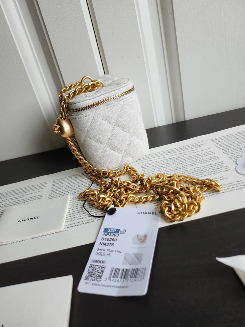 Ch**el cosmetic bags 4017-0075