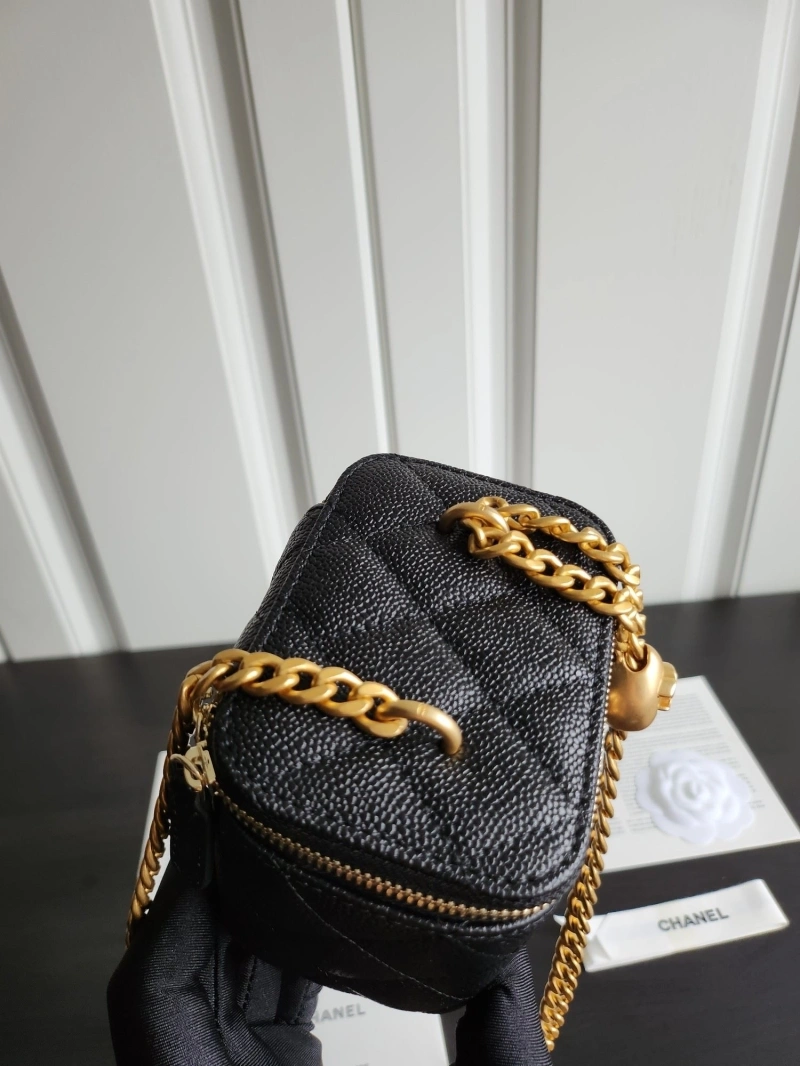 Ch**el cosmetic bags 4017-0076