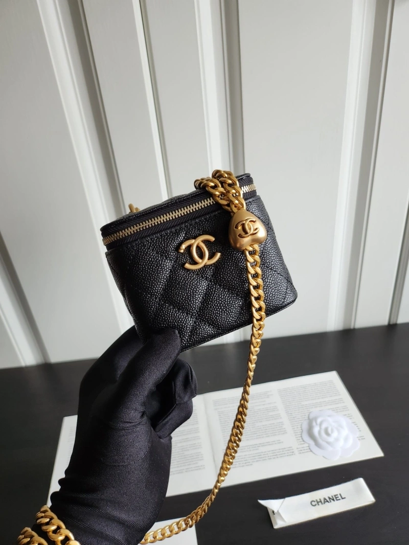 Ch**el cosmetic bags 4017-0076