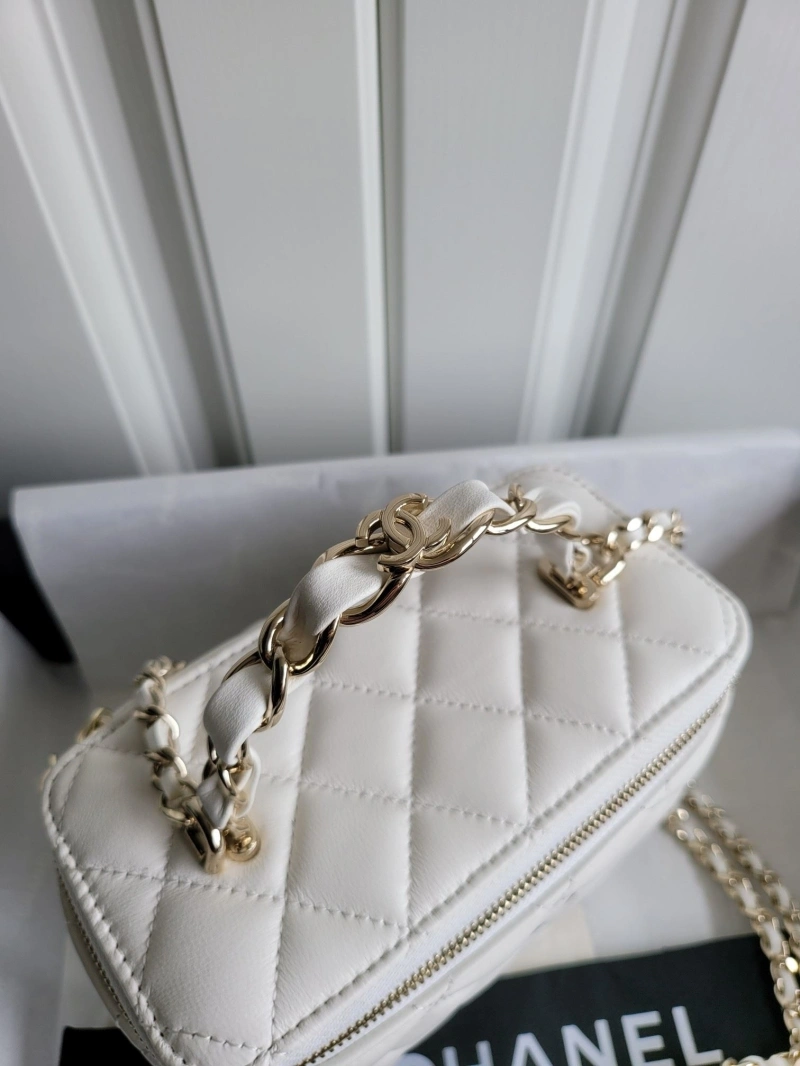 Ch**el cosmetic bags 4017-0225