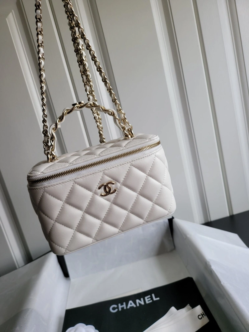 Ch**el cosmetic bags 4017-0225