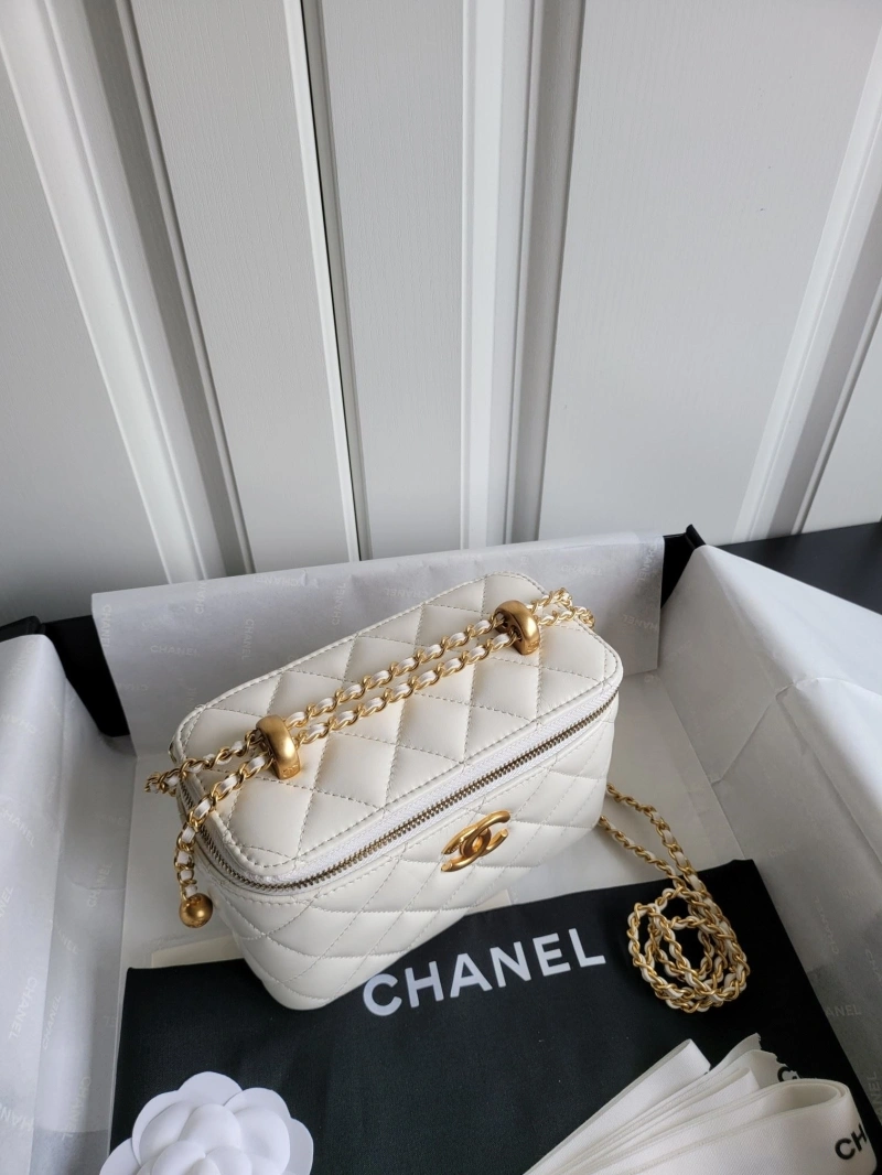 Ch**el cosmetic bags 4017-0228