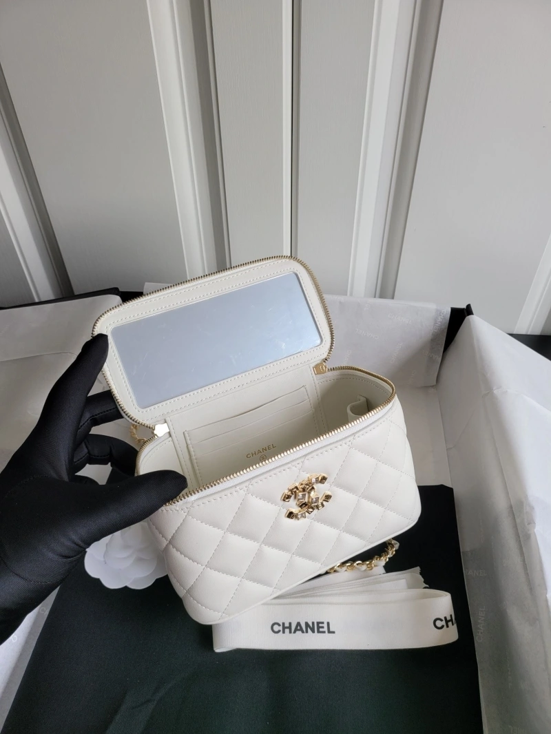 Ch**el cosmetic bags 4017-0229