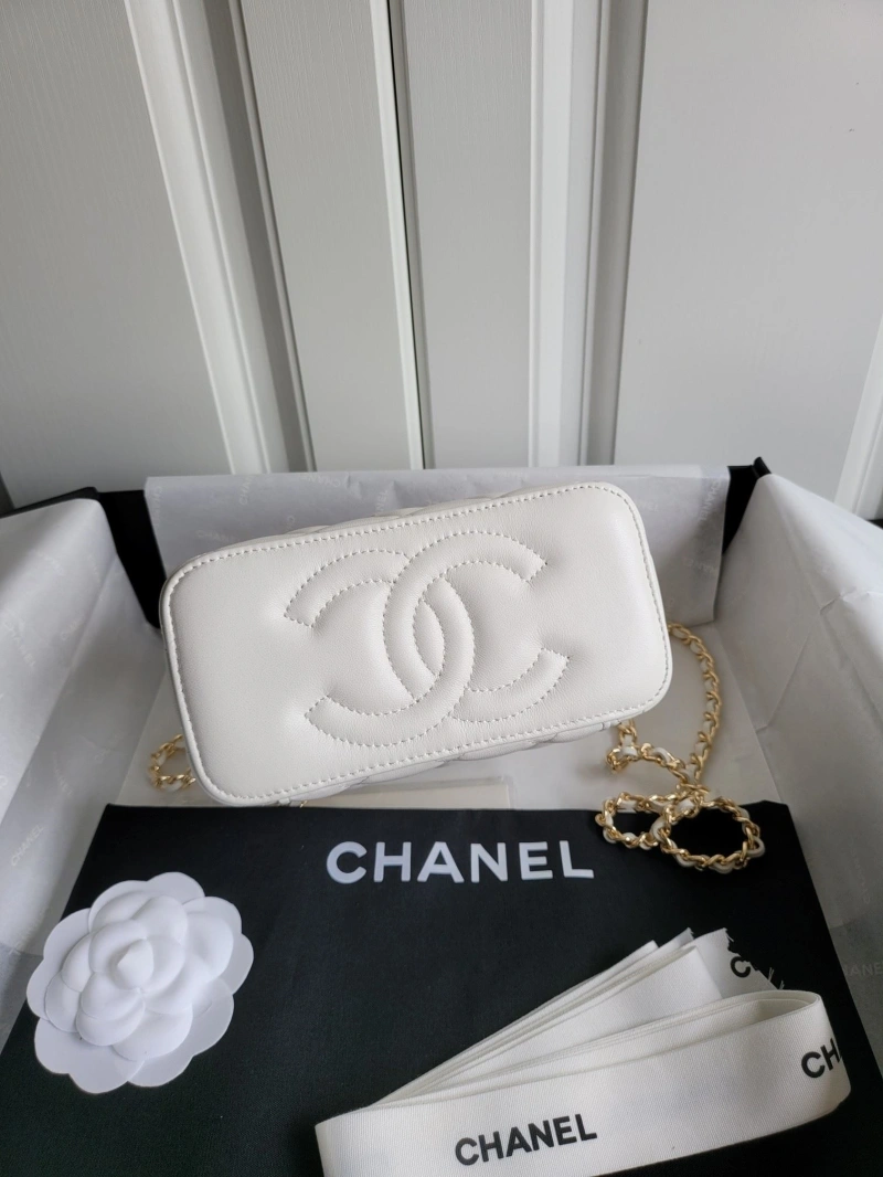 Ch**el cosmetic bags 4017-0229