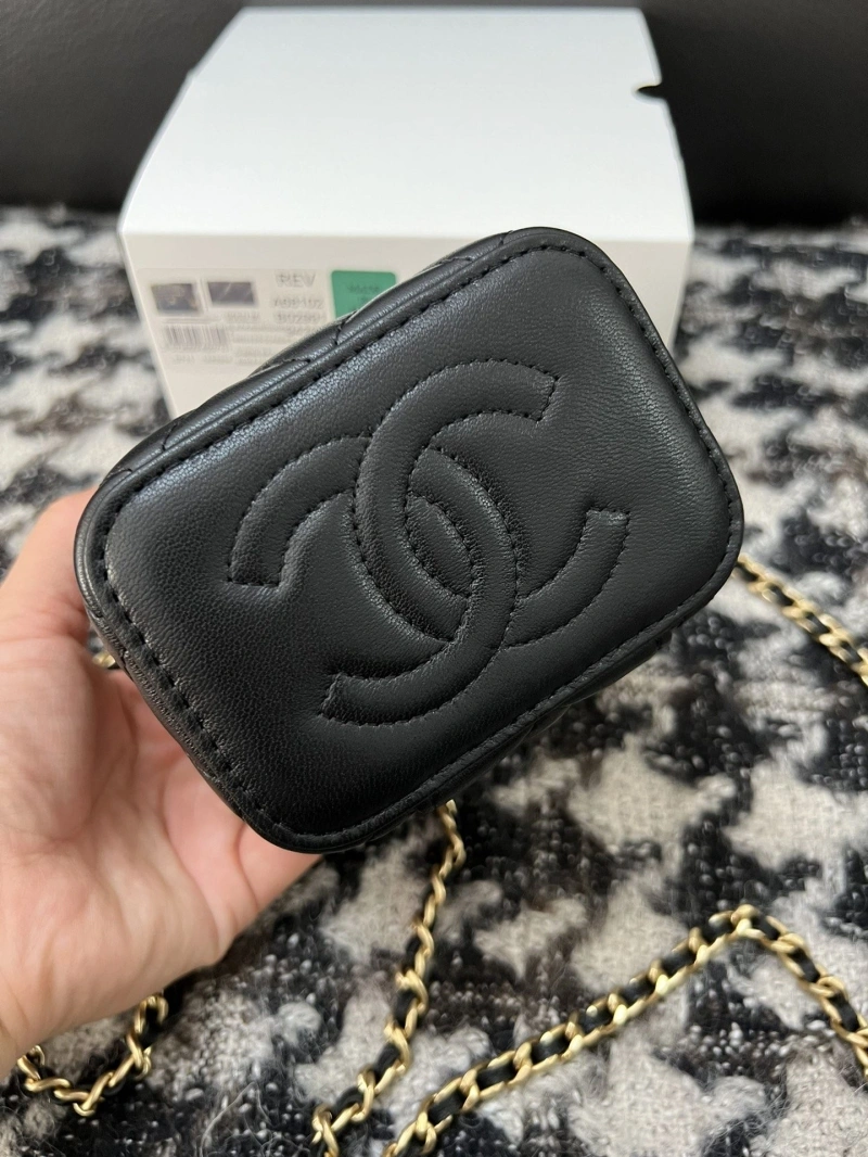 Ch**el cosmetic bags 4017-0346