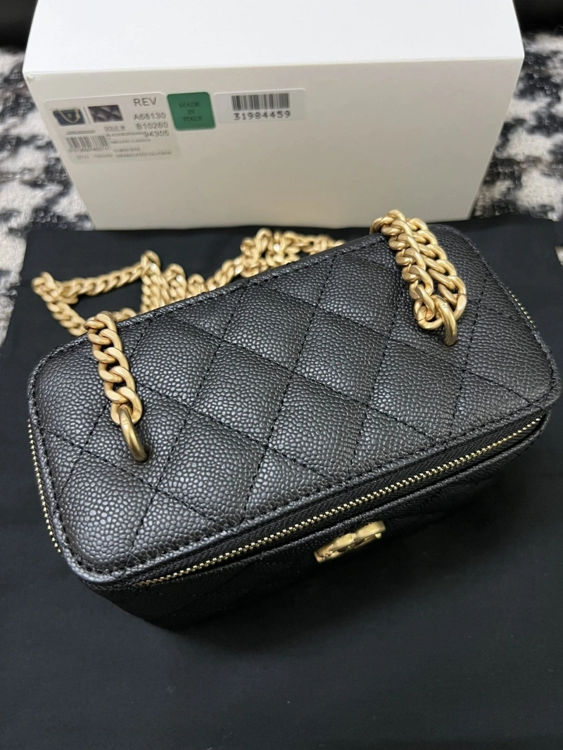 Ch**el cosmetic bags 4017-0348